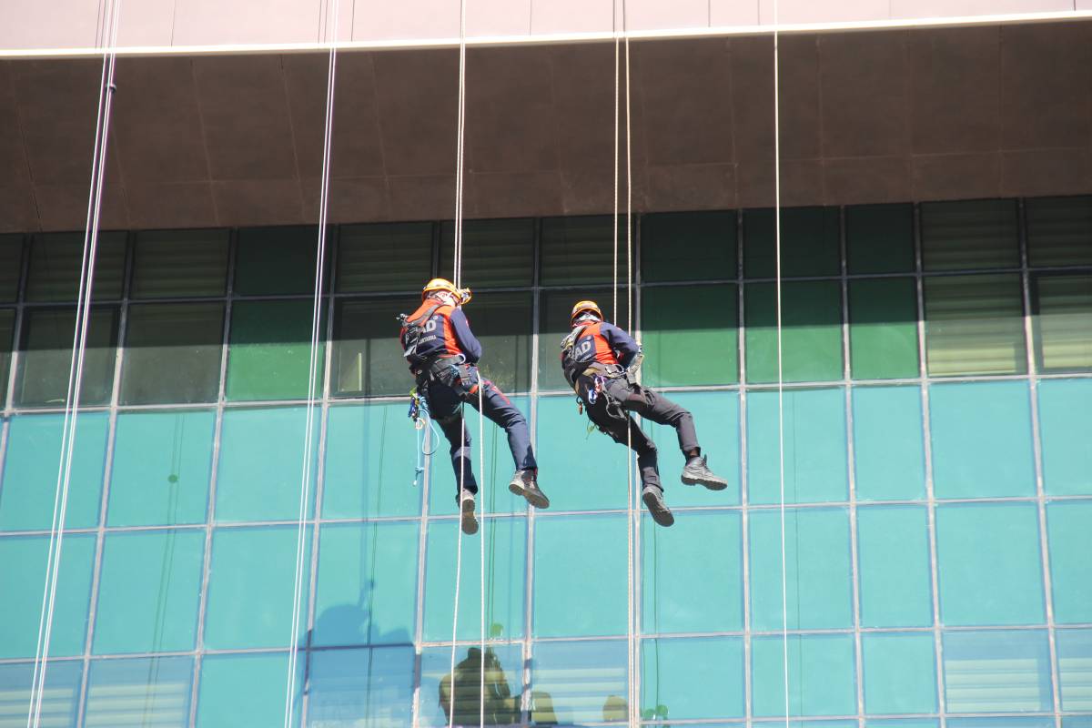 İzmir Bölge Adliye Mahkemesi'nde bomba ve tahliye tatbikatı