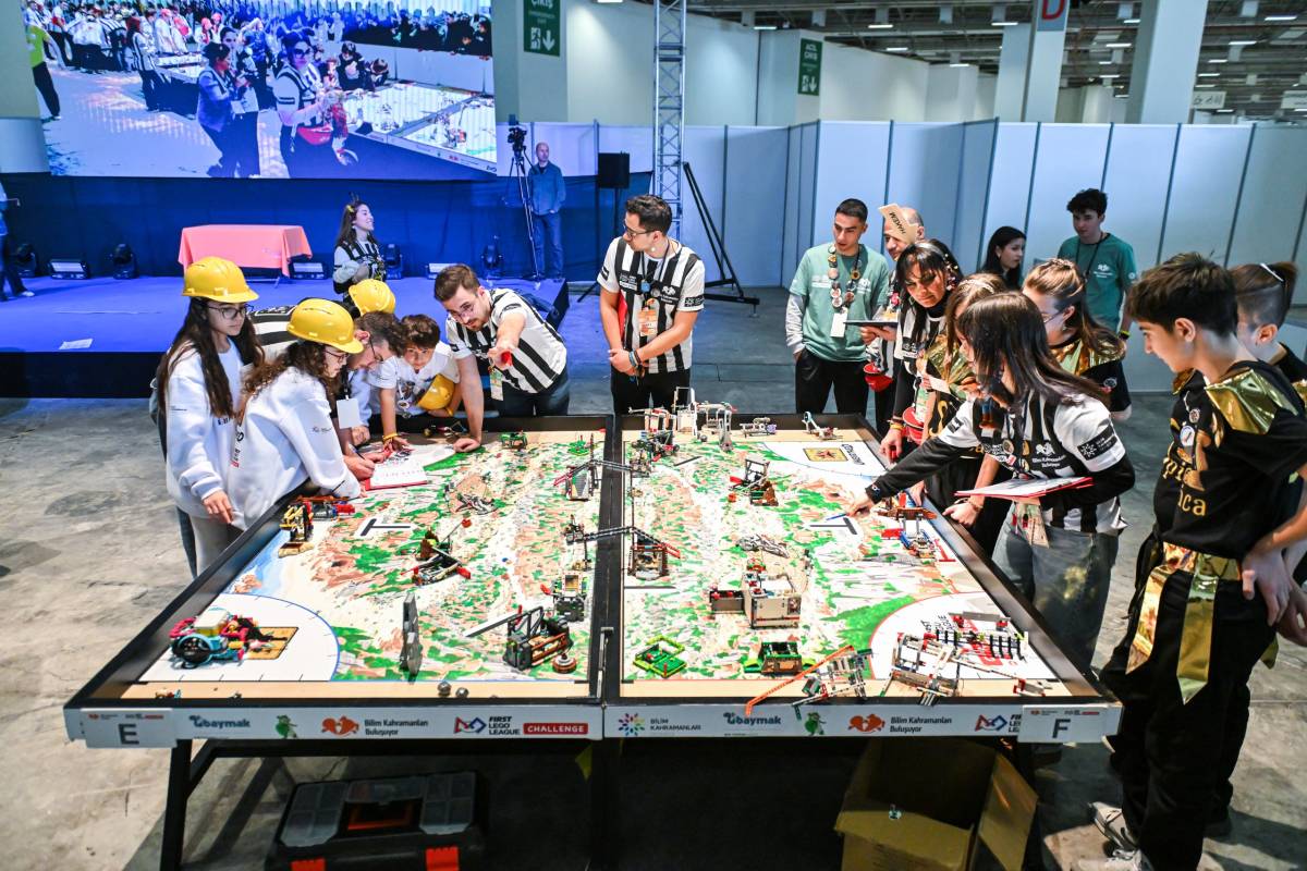 Bilim Kahramanları Fuar İzmir'de buluştu