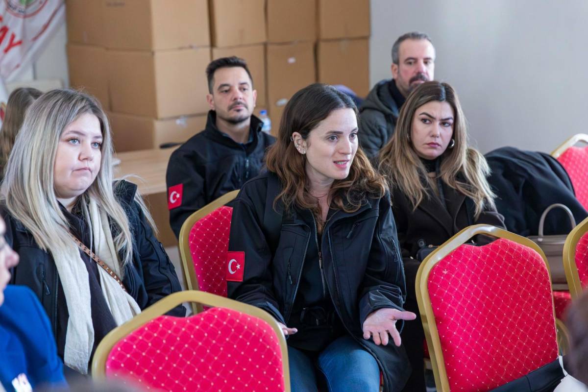 İzmir'den Hatay'a güçlü dayanışma mesajı