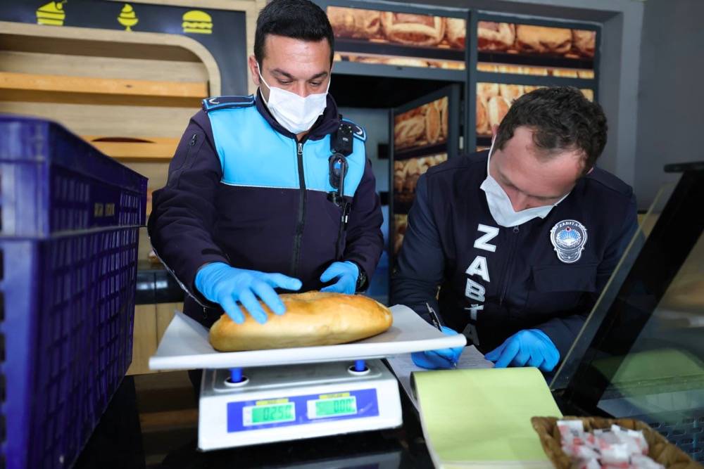 Çeşme Belediyesinden fırınlara yönelik kapsamlı denetim