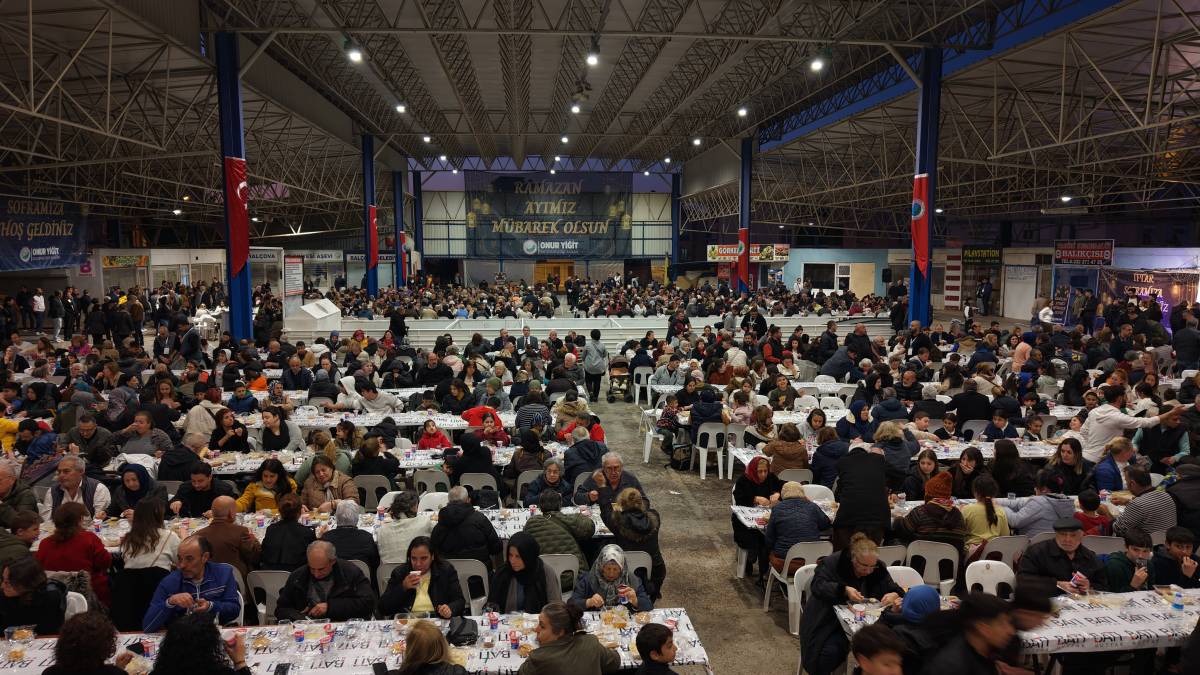 Balçova Belediyesi’nden Ramazan’da Dayanışma Sofraları