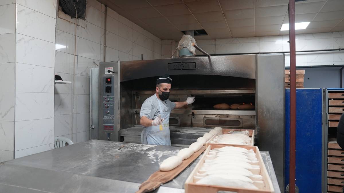 Başkan Yetişkin: Sosyal belediyecilik lafla değil işle olur