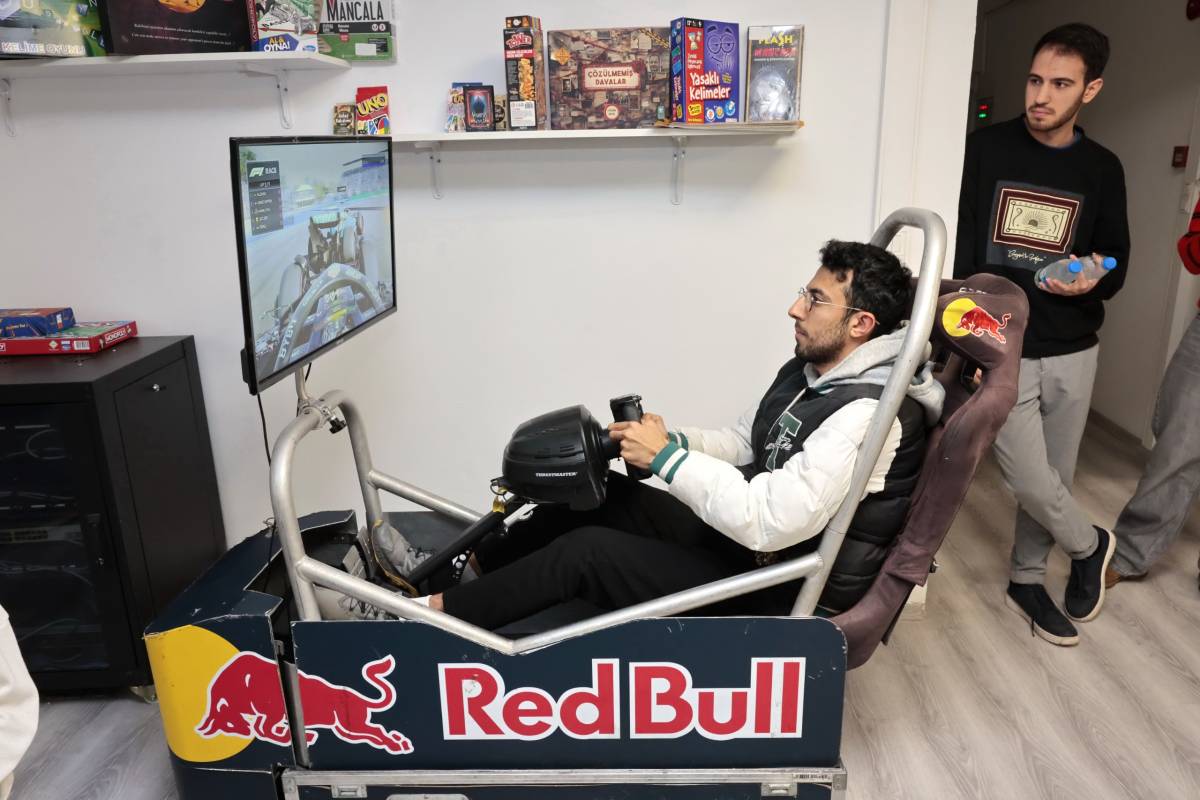 Gençliğin kalbi bu merkezde atıyor