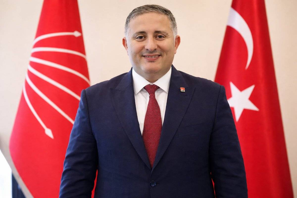 CHP Buca İlçe Başkanı Çağdaş Kaya görevinden istifa etti