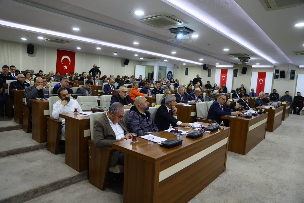 Başkan Kınay Karabağlar Meclisinde Konuştu