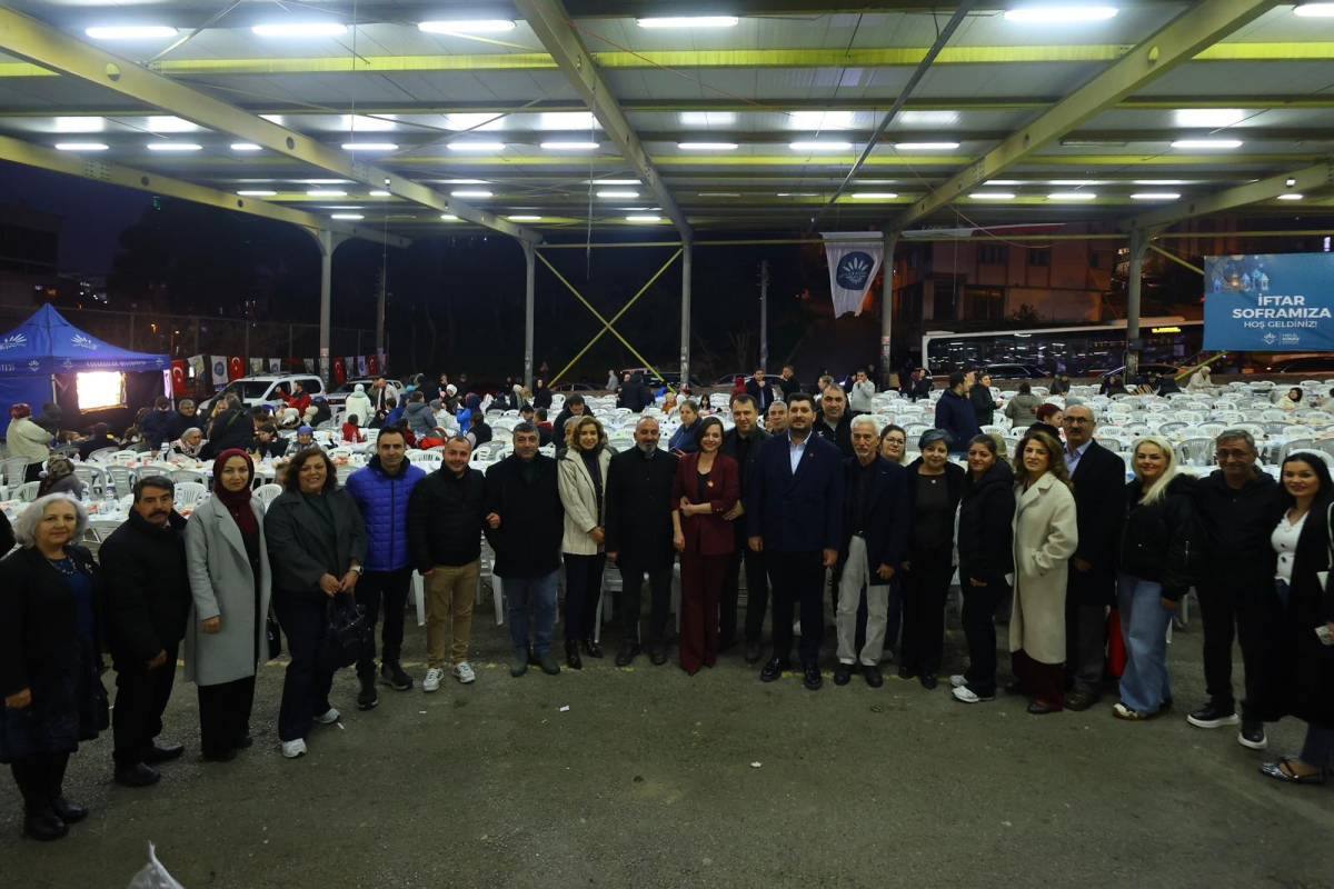 Karabağlar’da Birlik ve Beraberlik Sofrası Kuruldu