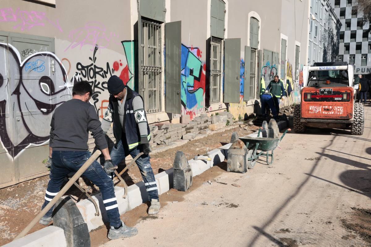 Konak Belediyesi’nden Alsancak’ta üst yapı hamlesi