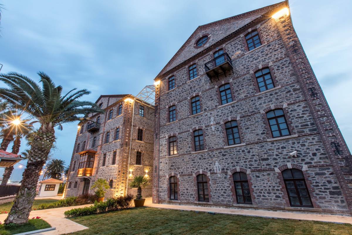 Başkan Tugay duyurdu: Tahliye işlemi durdu