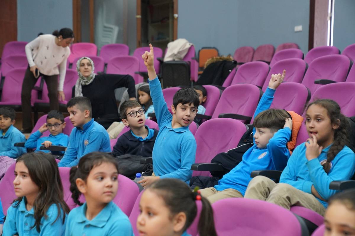 Seferihisar’da miniklerden anlamlı ziyaret