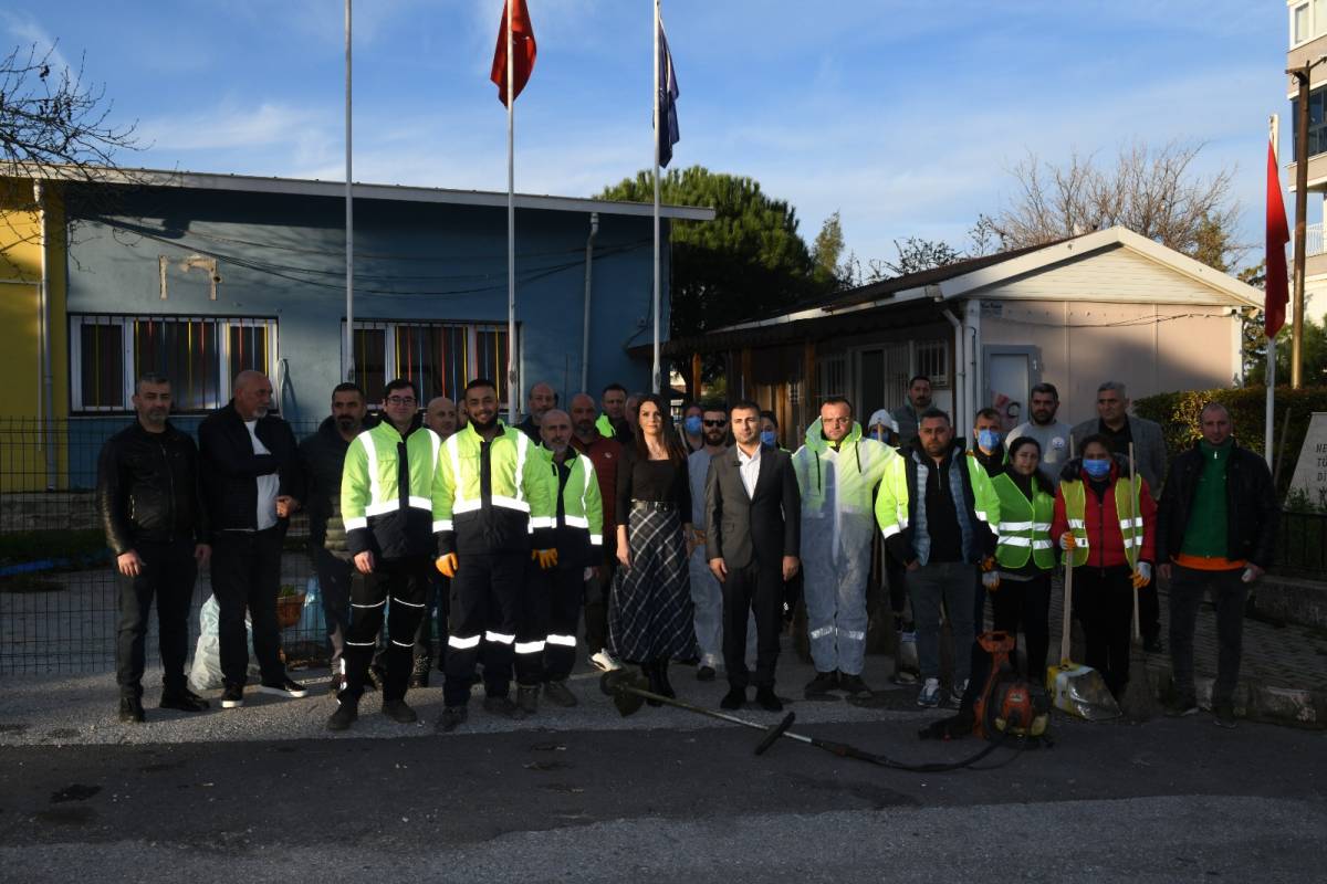 Çiğli’de Temizlik Seferberliği Aralıksız Sürüyor