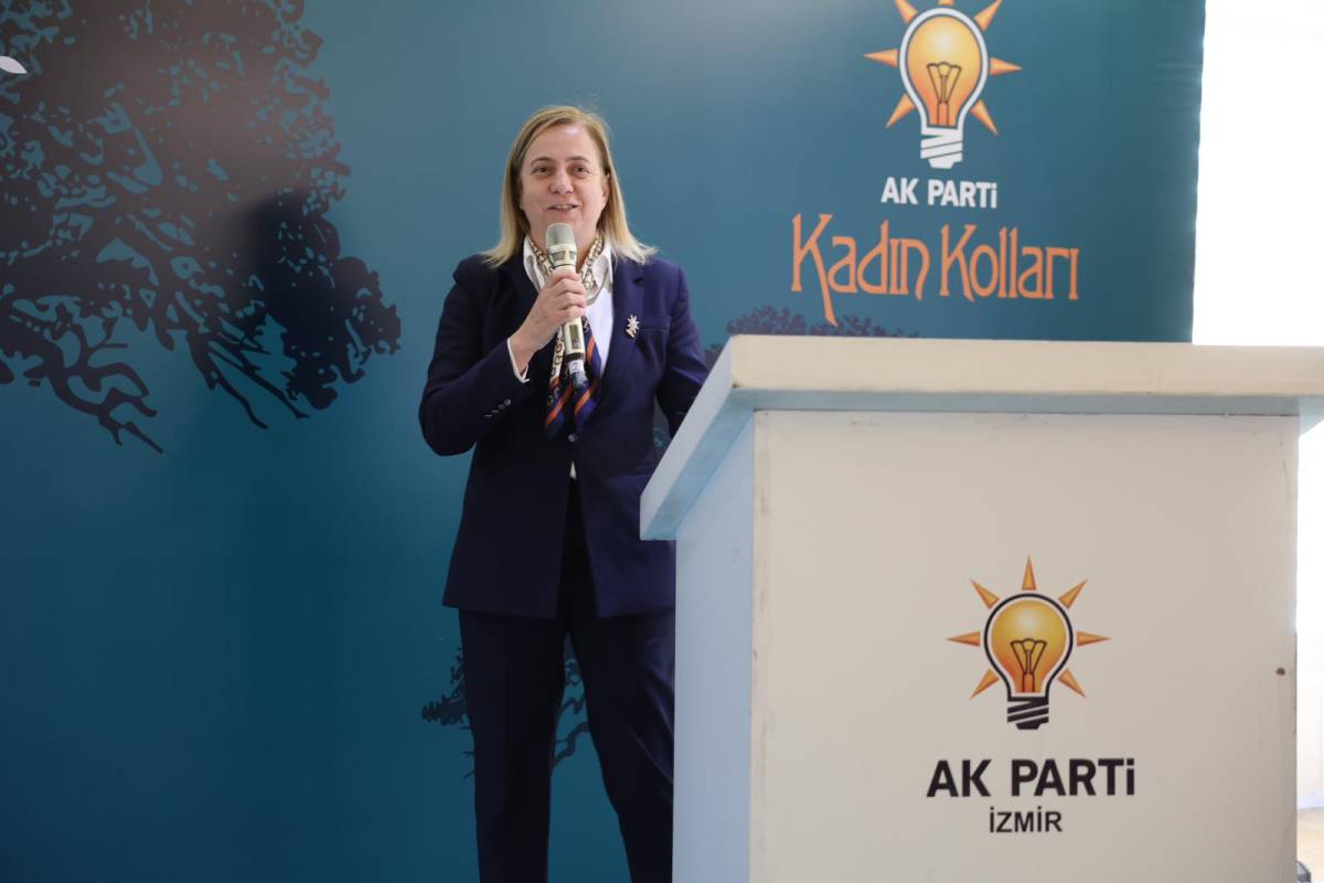 AK Kadın İzmir’den ‘Teşkilat Çalıştayı’