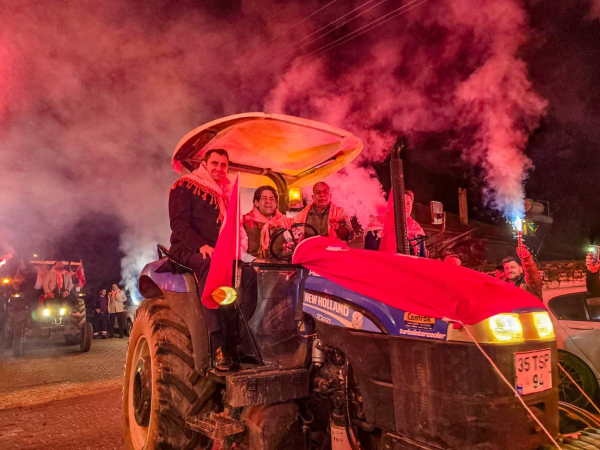 Solakolu Göllüce'de çiftçilerle buluştu