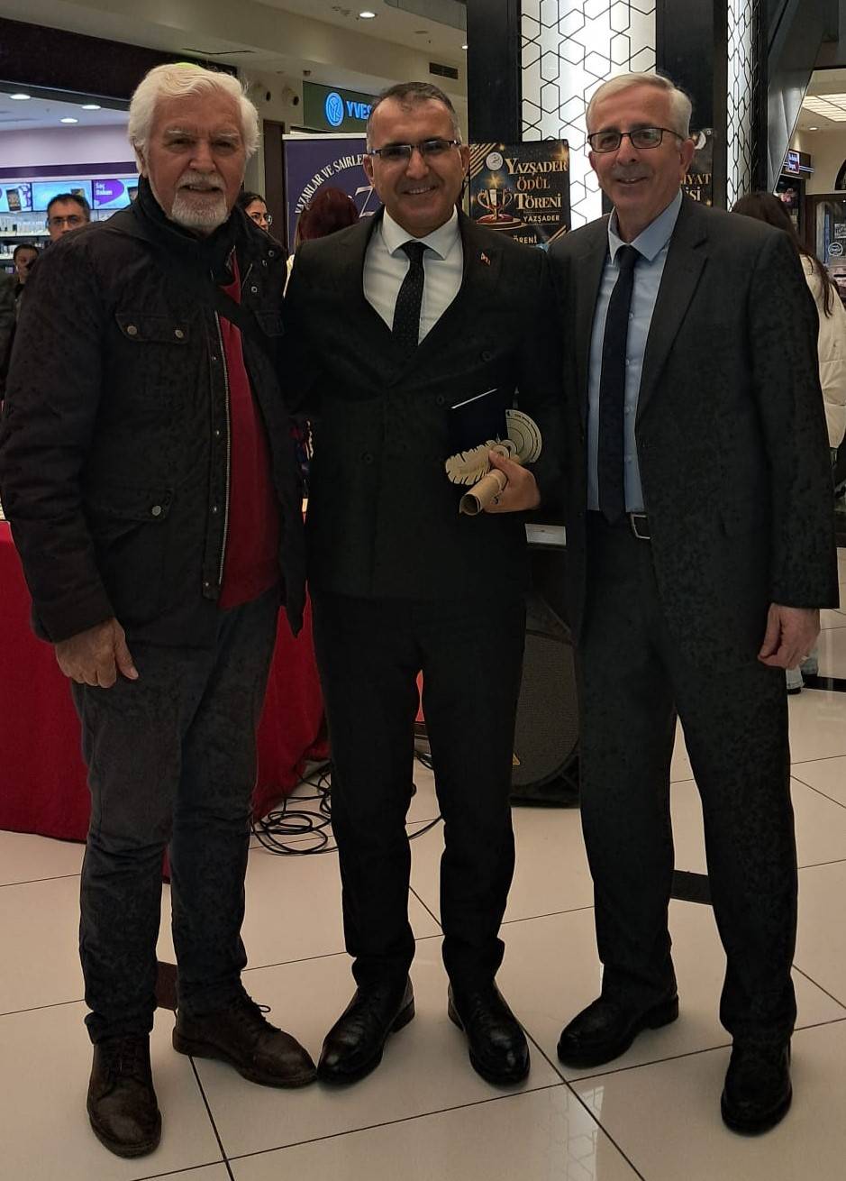 YAZŞADER Ödülleri Sahiplerini Buldu