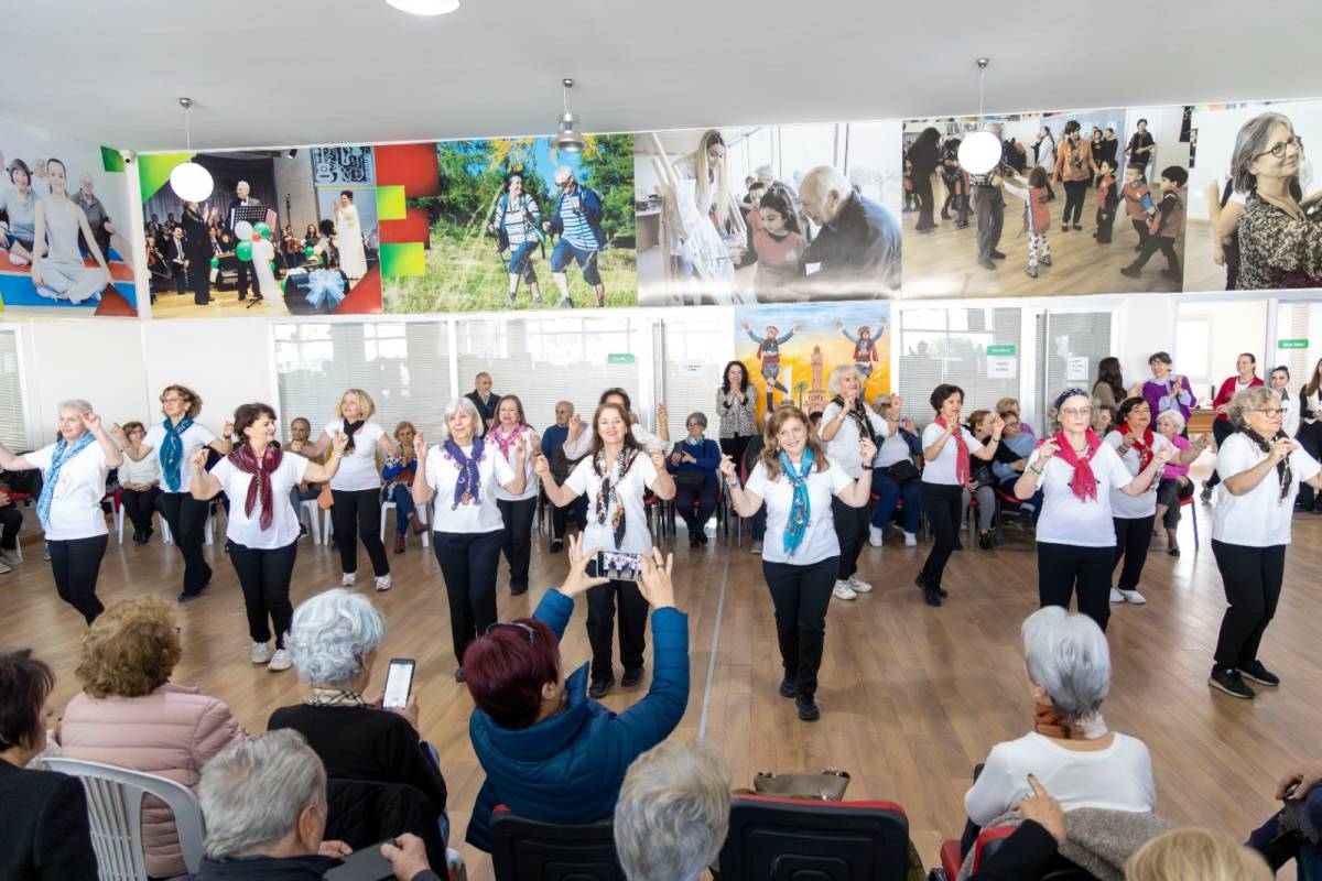 Karşıyaka’nın bilge çınarlarına dopdolu kutlama