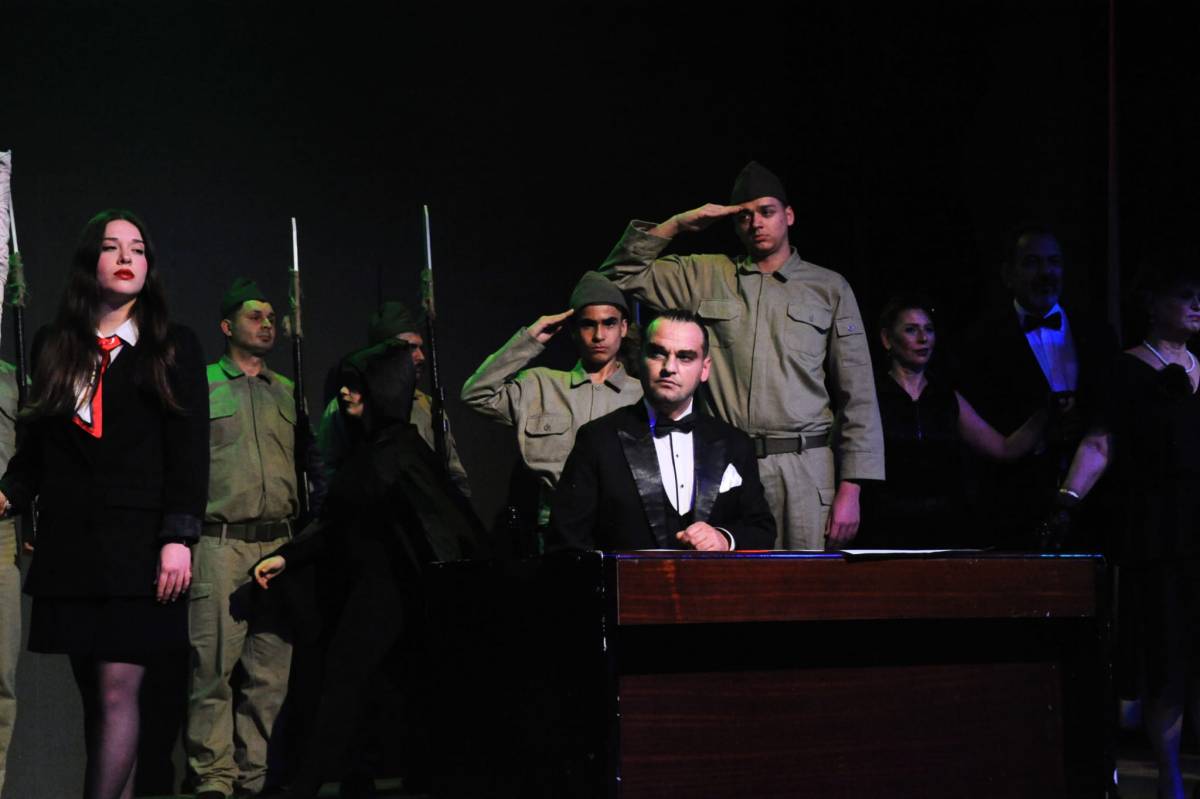 Karşıyaka’da Çanakkale ruhu 110 dansçıdan eşsiz performans