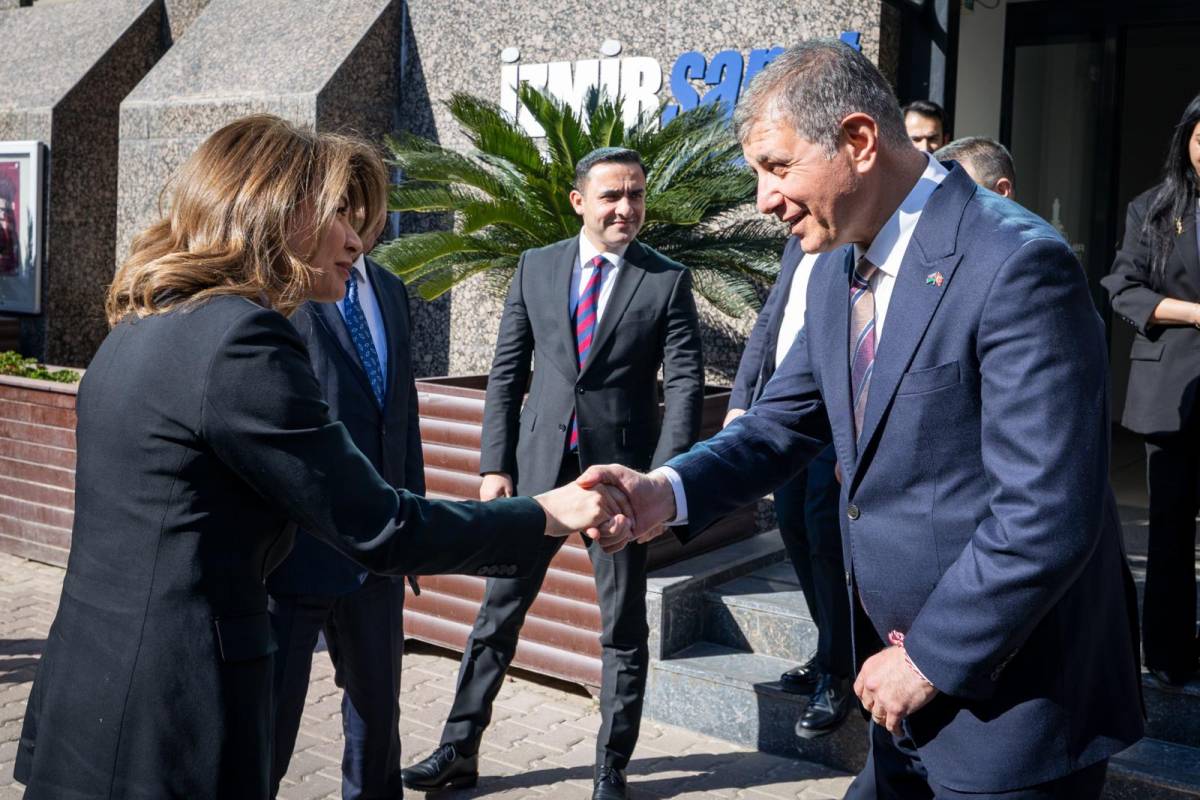 İzmir-Bakü kardeşliğinin 40. yılı İzmir’de kutlanacak