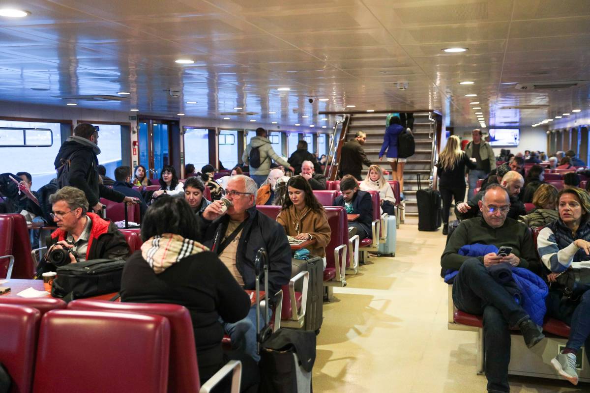 Aliağa’da Tarihi Gün: Midilli’ye Deniz Yolculuğu Başladı