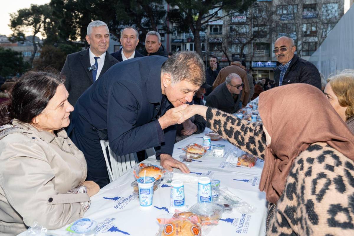 Bergama’da Tıp Bayramı'nda doktor başkanlar iftarda buluştu