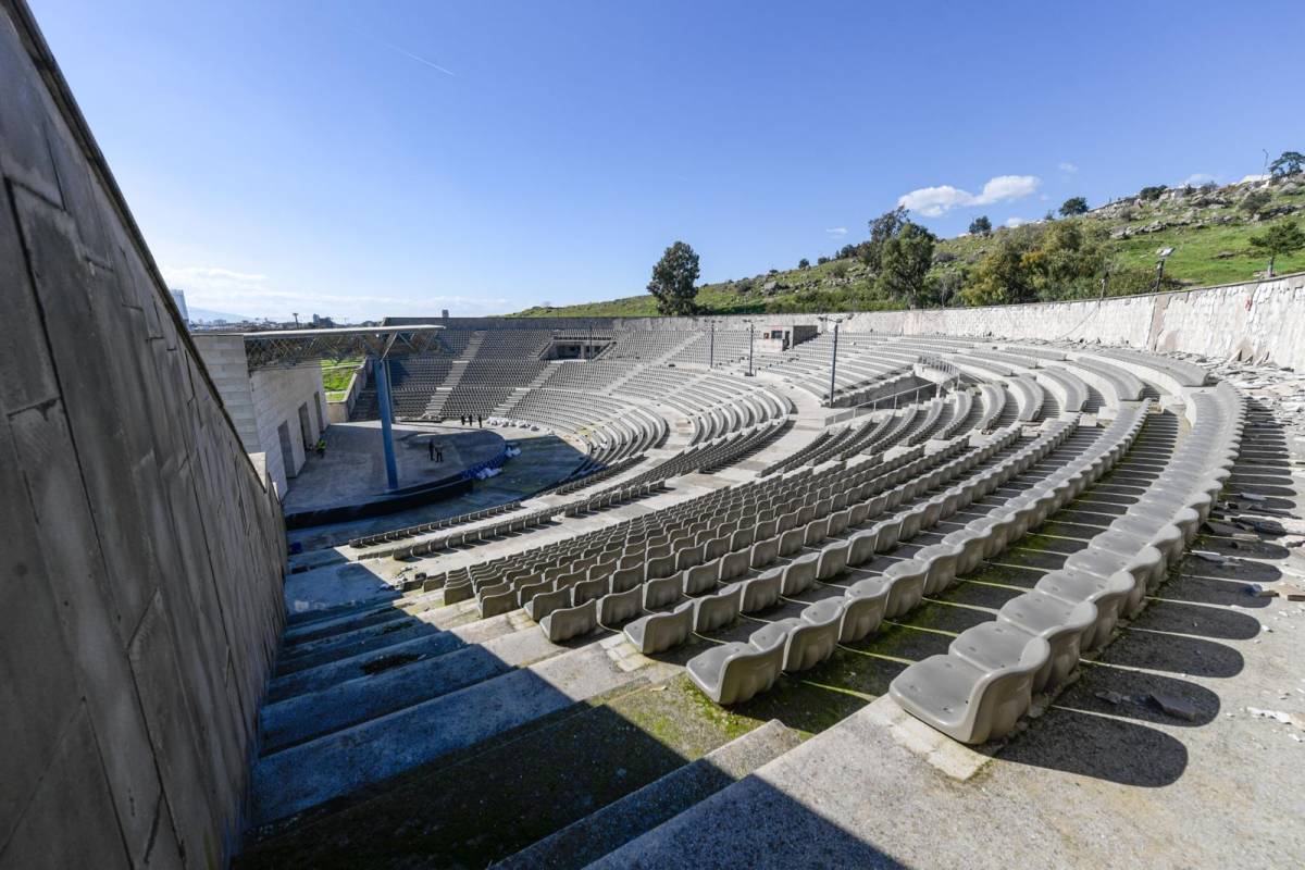 Aşık Veysel Amfi Tiyatro yeni sezona yenilenerek giriyor