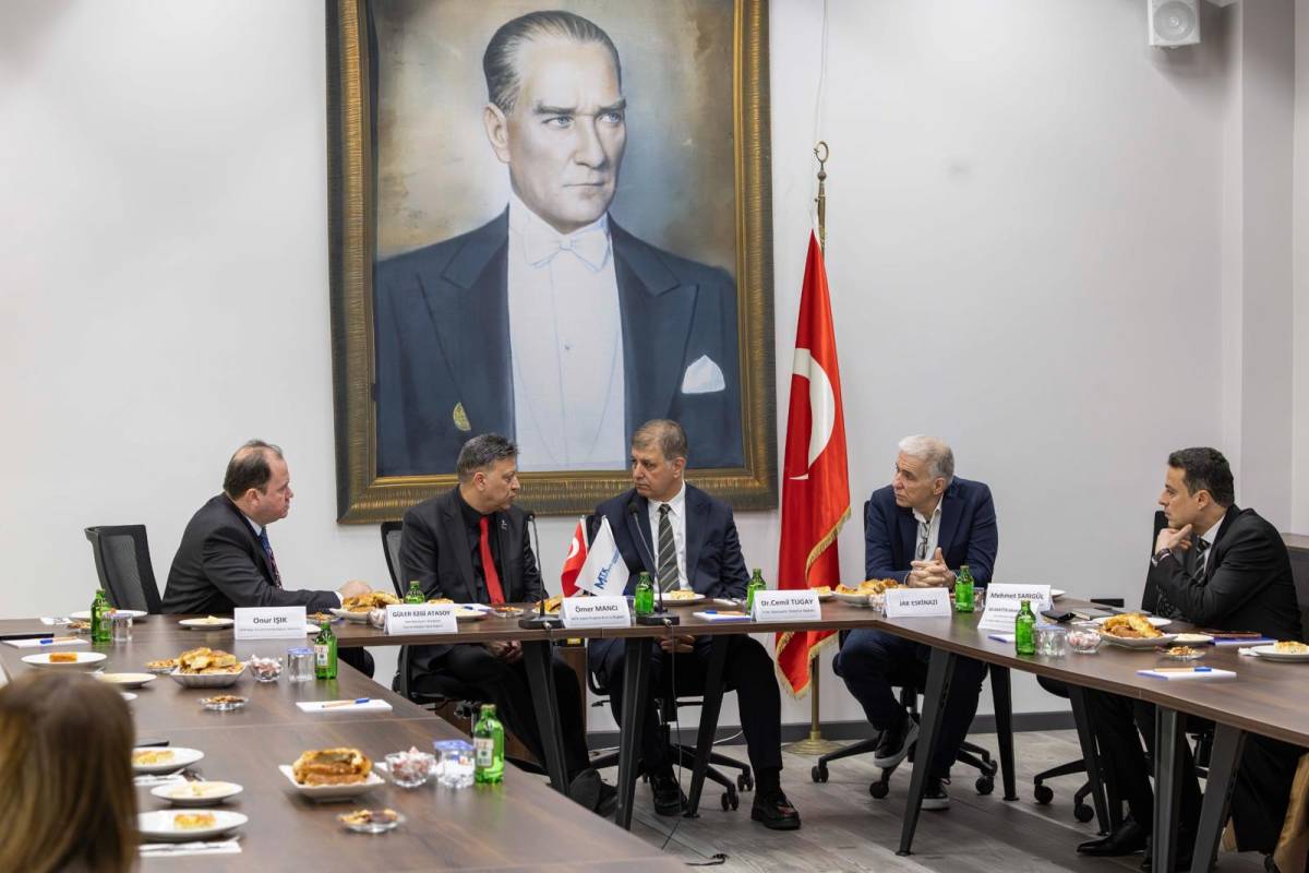 İzmir’de geri dönüşüm atağı evlerden sanayiye yayılıyor