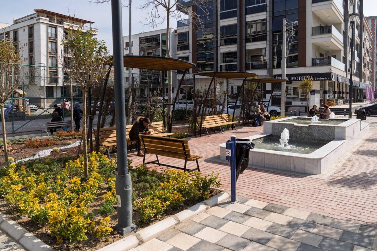 Karşıyaka Dedebaşı’nda Atıl alan parka dönüştü