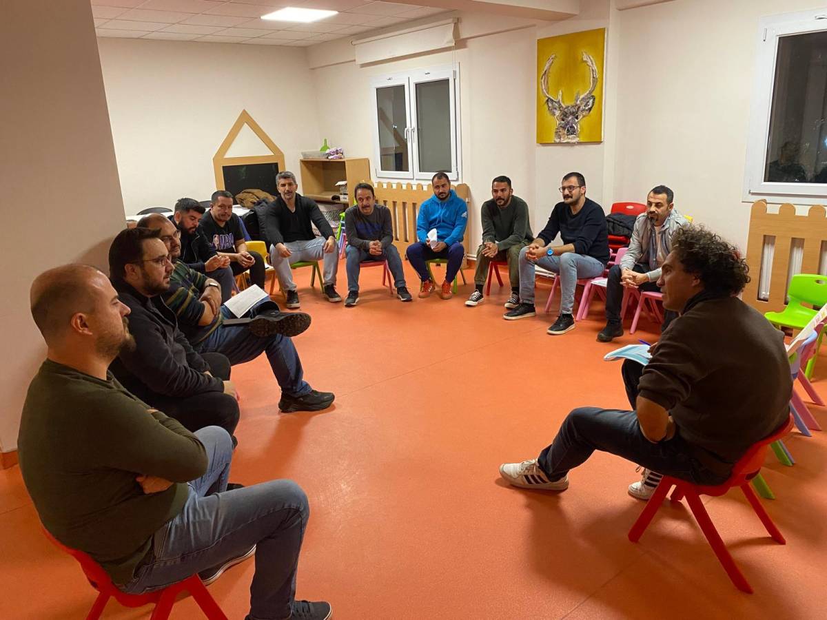 İzmirli babalar “yeni nesil babalığı” öğreniyor