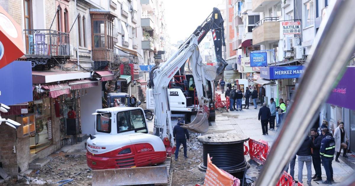 İzmir’e tarih damgalı sevgi yolu
