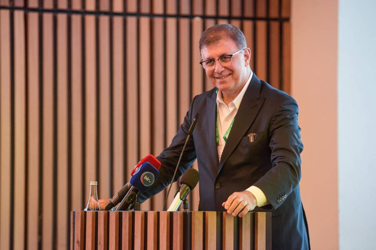 Dünya Sağlık Örgütü’nden Başkan Tugay’a önemli görev