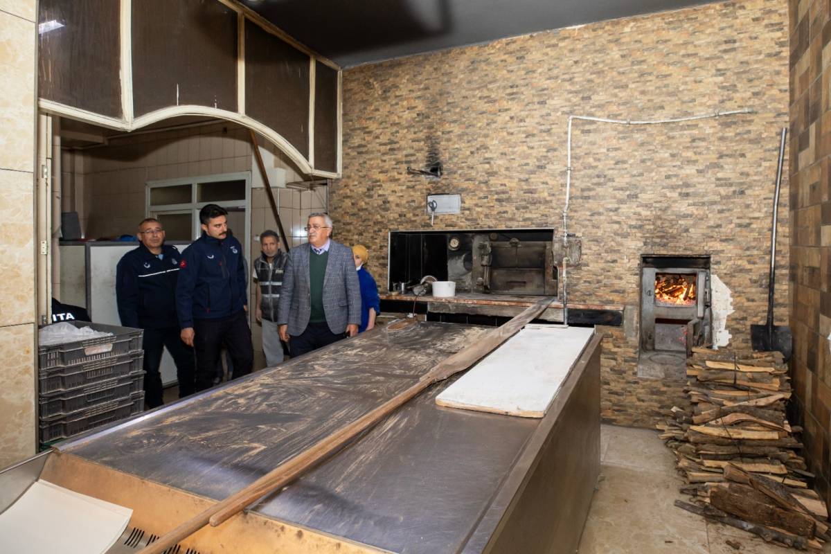 Narlıdere'de fırınlara Ramazan denetimi