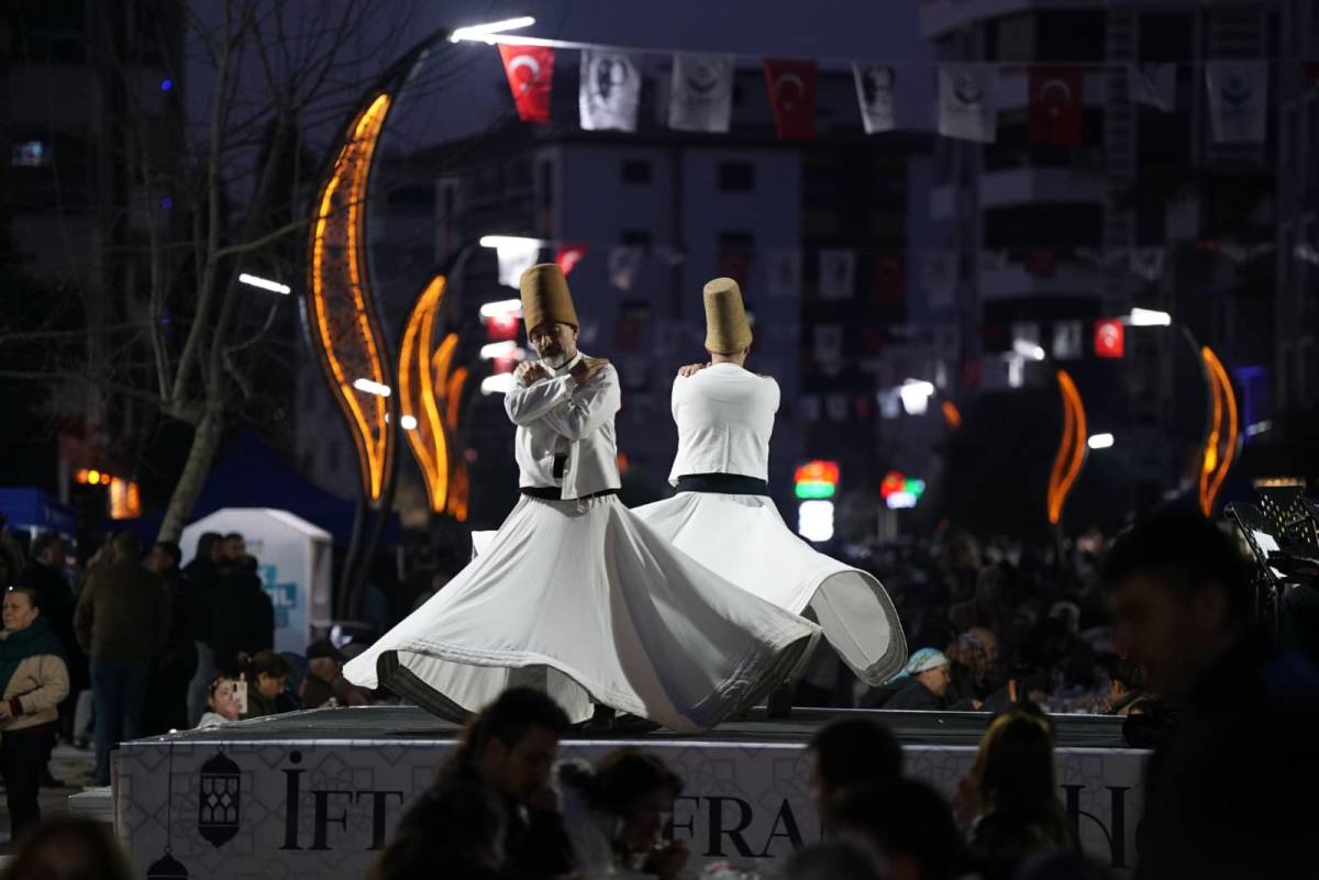 Torbalı'da 3 Bin Kişi Aynı Sofrada Buluştu