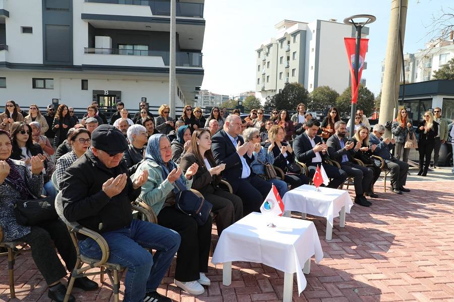 Deprem Kayıplarımıza Adanan Park Açıldı