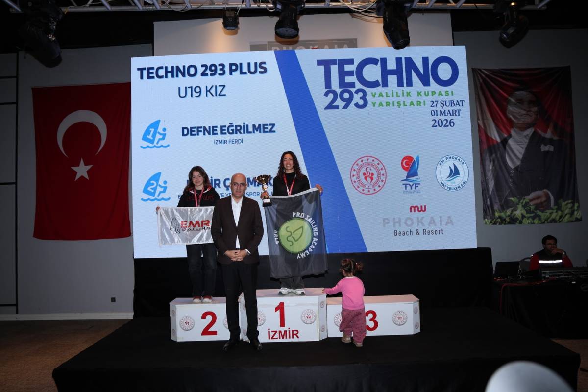 Valilik Kupası Yelken Yarışları Foça'da yapıldı