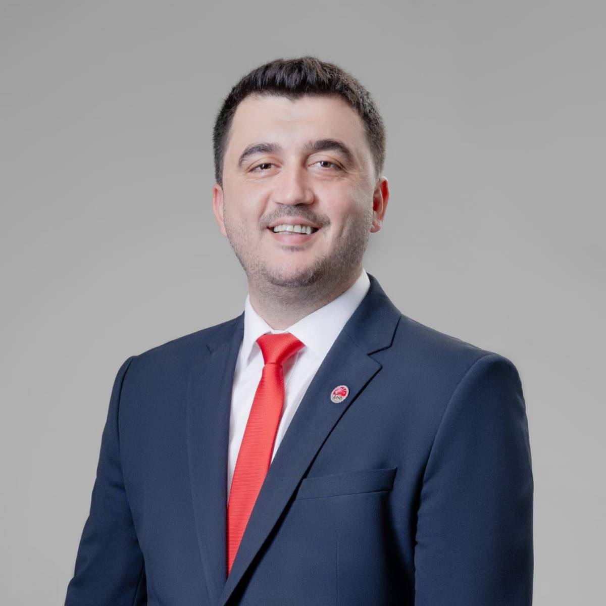 CHP Menderes İlçe Başkanı Işık'a bıçaklı saldırı