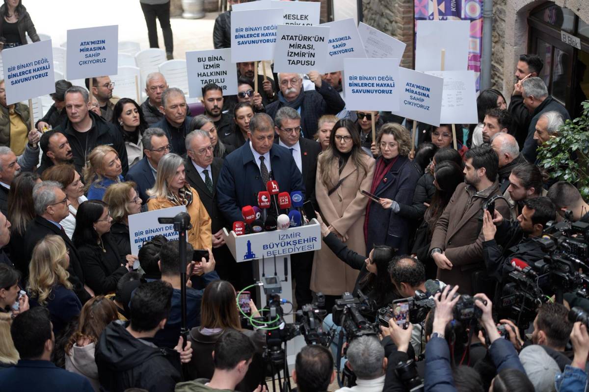 Başkan Tugay: Müsaade edin hukuki süreç tamamlansın