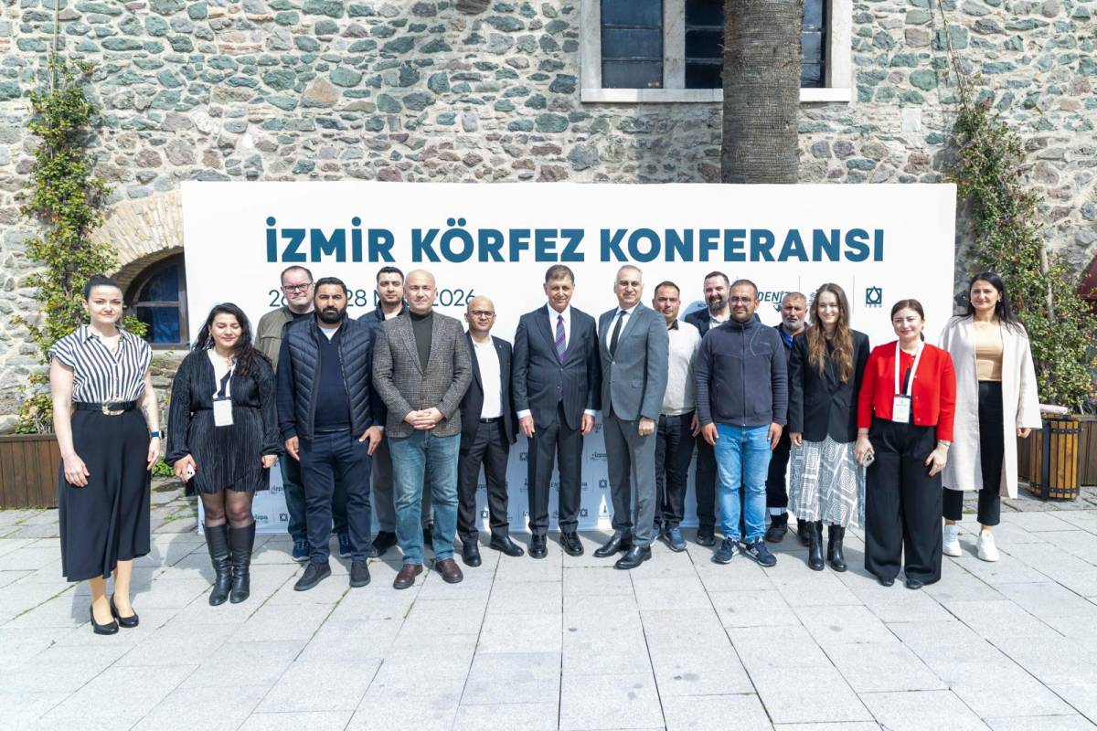 Başkan Tugay’dan İzmir Körfezi için ortak mücadele çağrısı