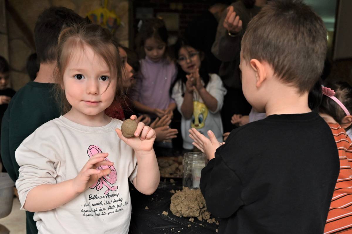 Bornova’da minik eller doğaya can verdi