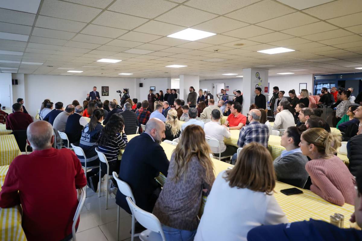 Buca’da sıcak bayramlaşma