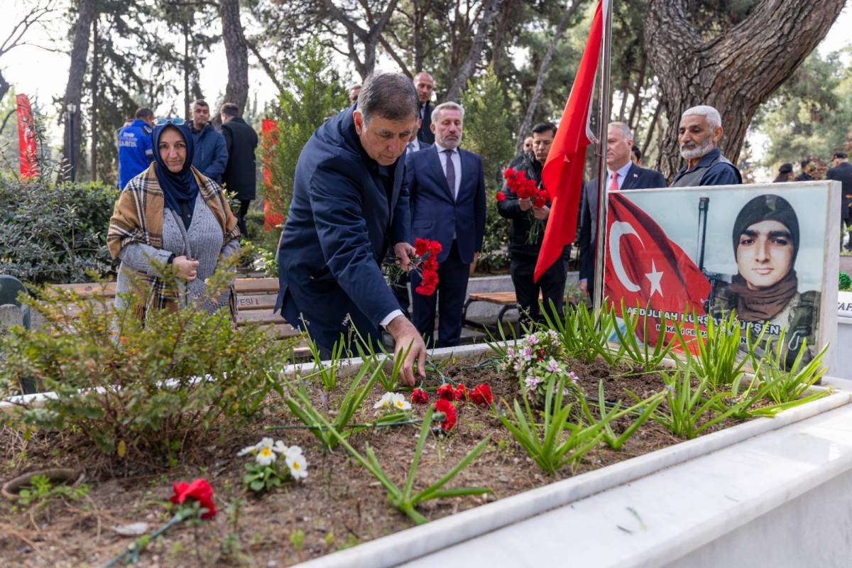Kadifekale’de şehitler dualarla anıldı