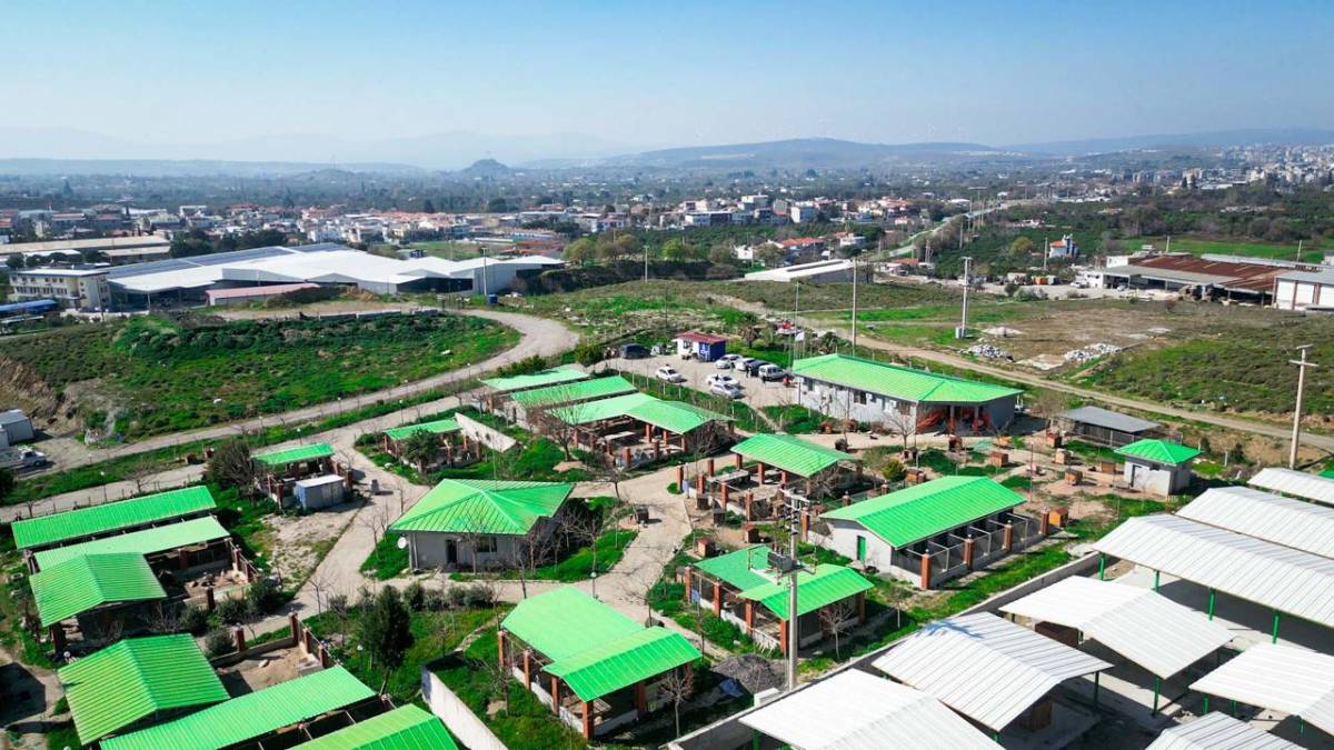 Seferihisar’da sıfır atıkla mama üretimi başladı