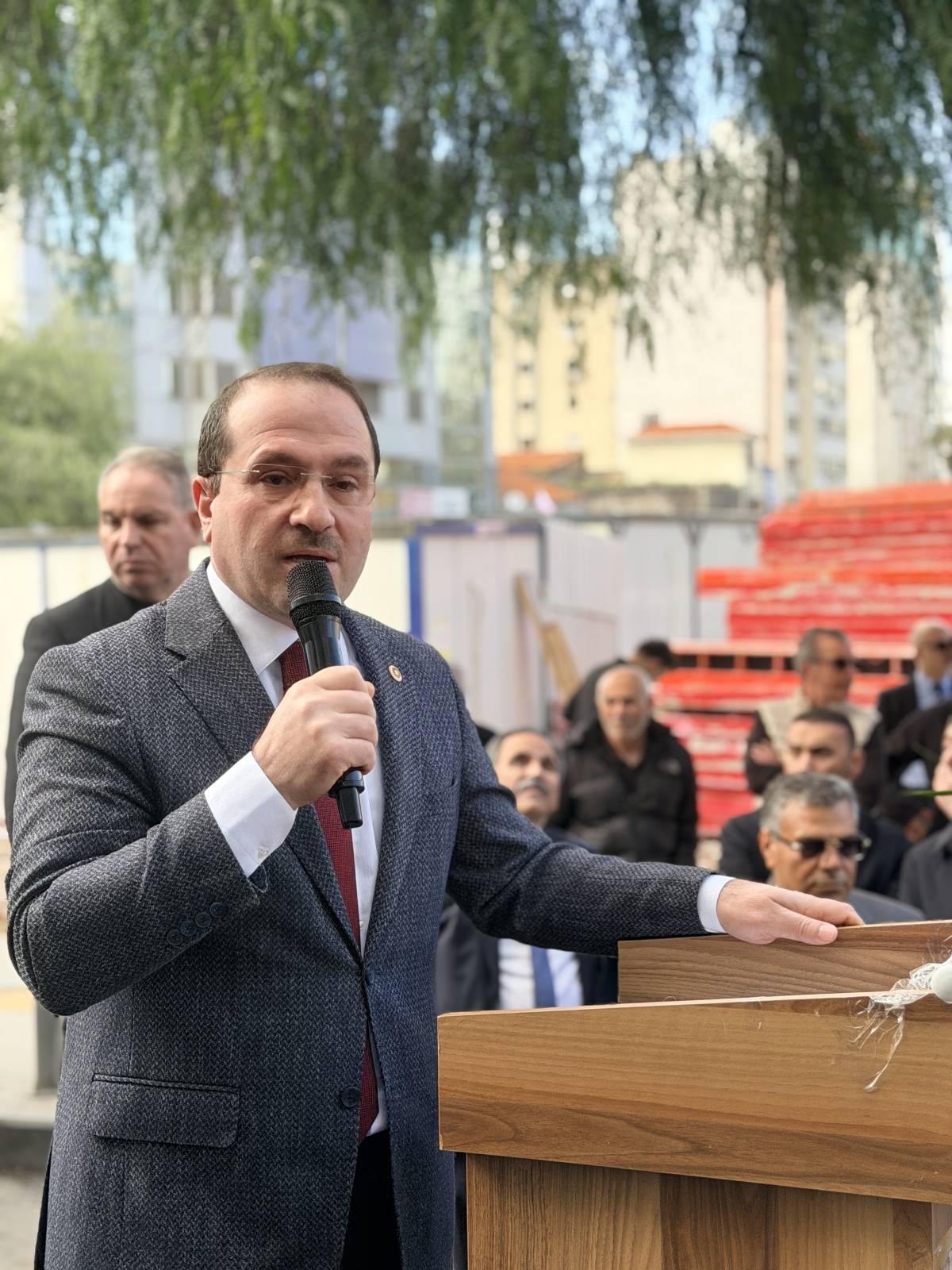 AK Partili Kırkpınar’dan Tugay’a İronik Gönderme