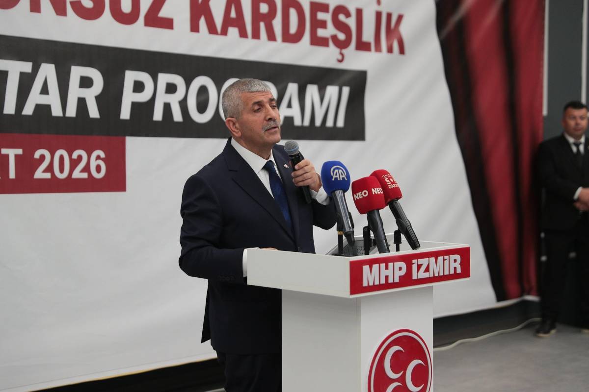 MHP İzmir geleneksel iftar programında buluştu