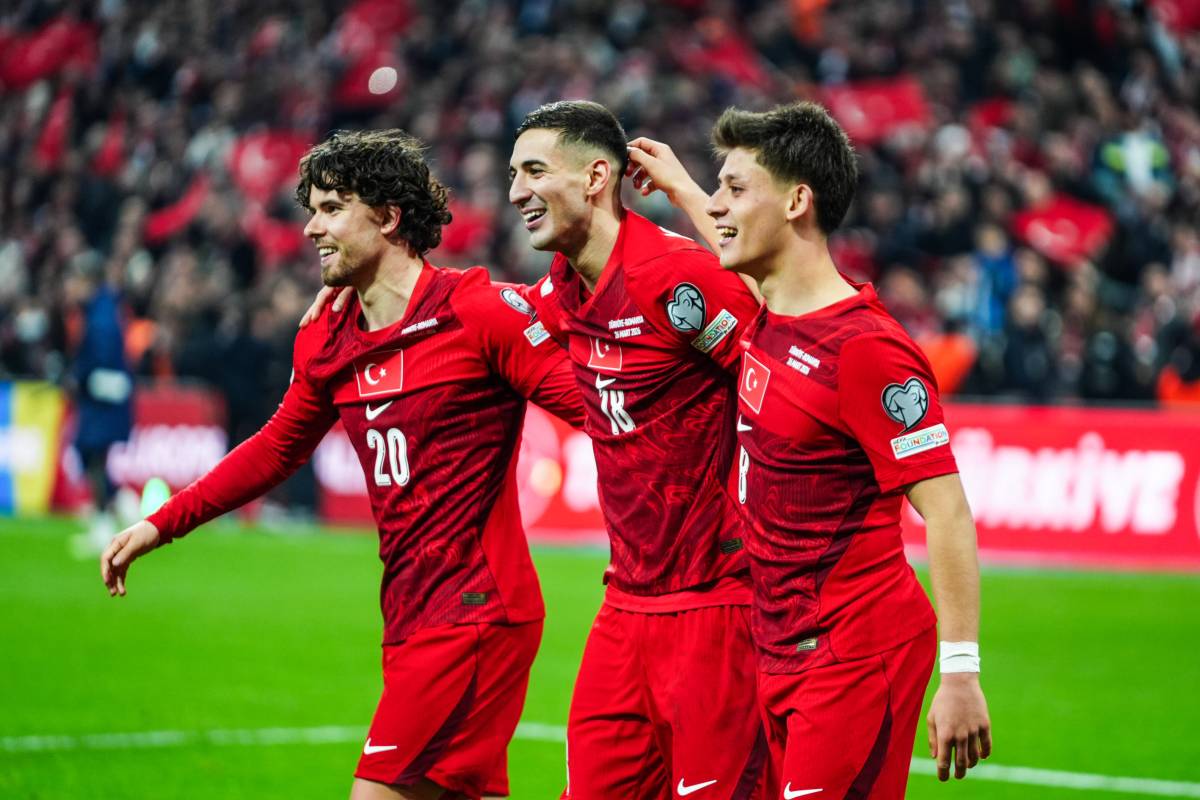 Bucalılar milli maçı dev ekranda izleyecek