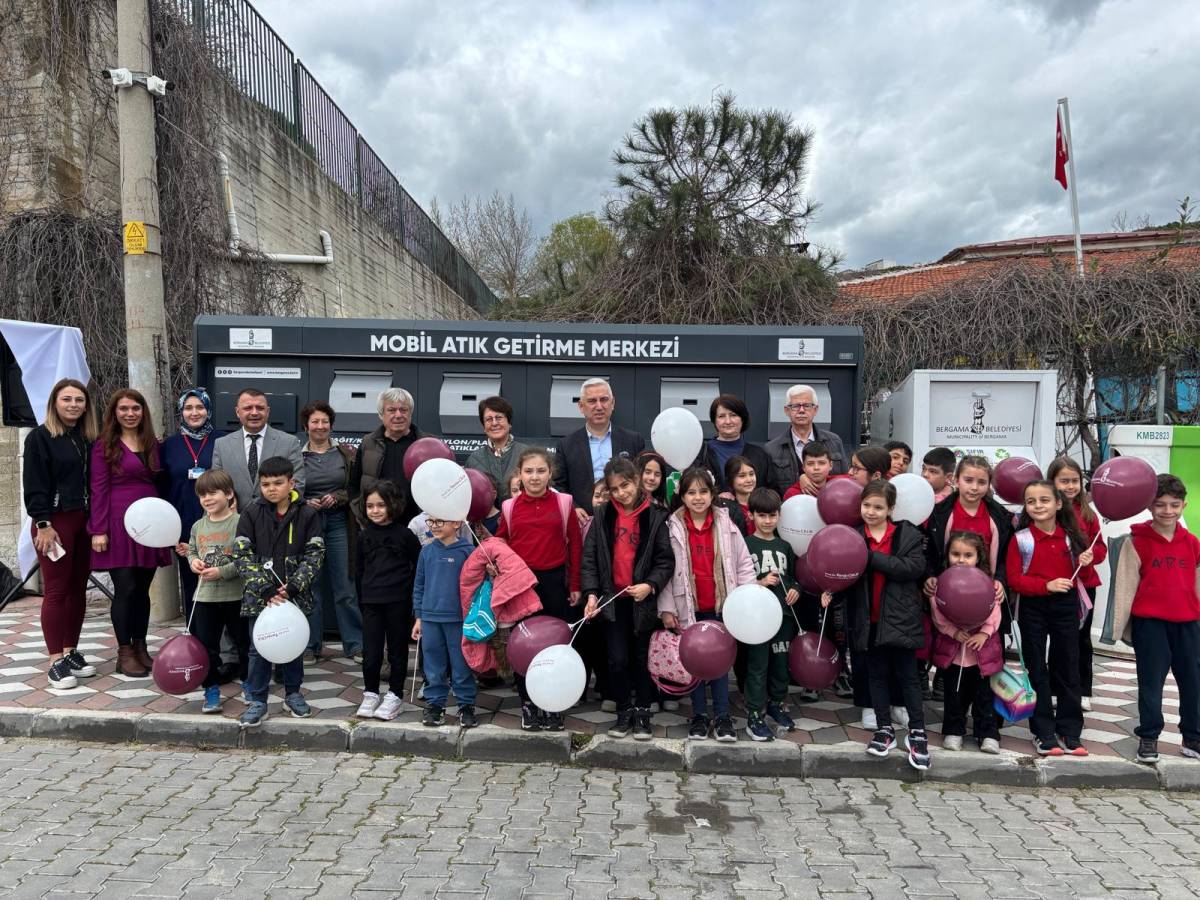 Bergama belediyesi'nden sıfır atık günü'nde çevreye büyük katkı