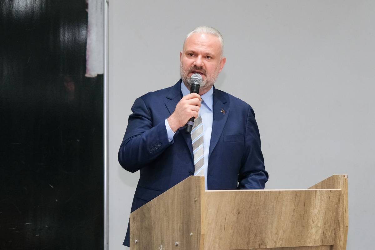 Başkan Pehlivan, Menemenlilerle gönül sofralarında buluştu