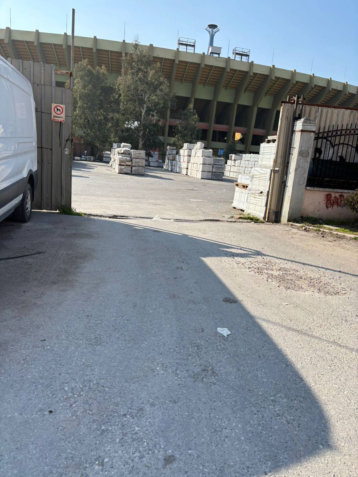 İzmir’in Tarihi Stadyumu İşgal edilmiş