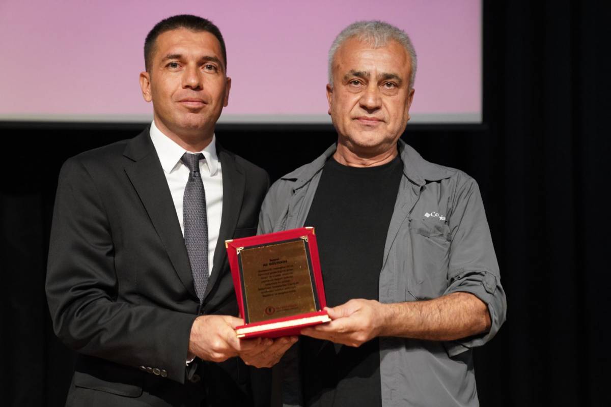 Seferihisar Gazeteciler Cemiyeti'nde Karabulut'la yola devam