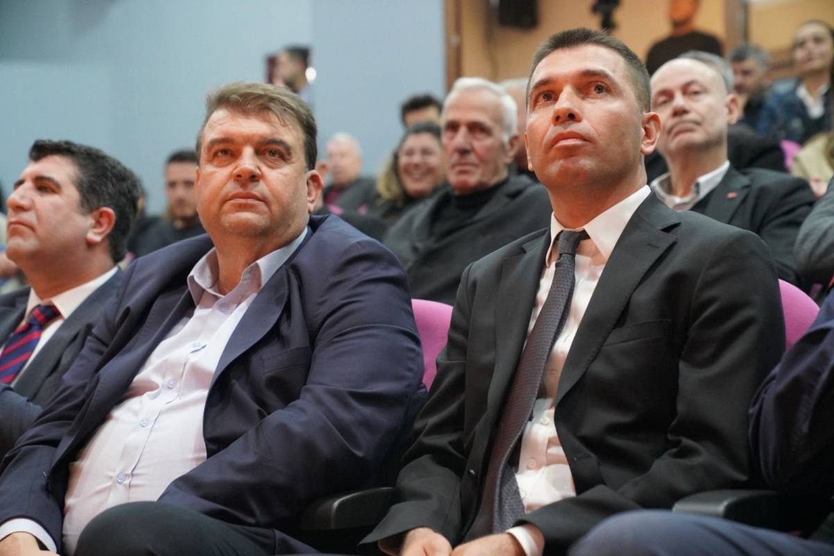 Seferihisar Gazeteciler Cemiyeti'nde Karabulut'la yola devam