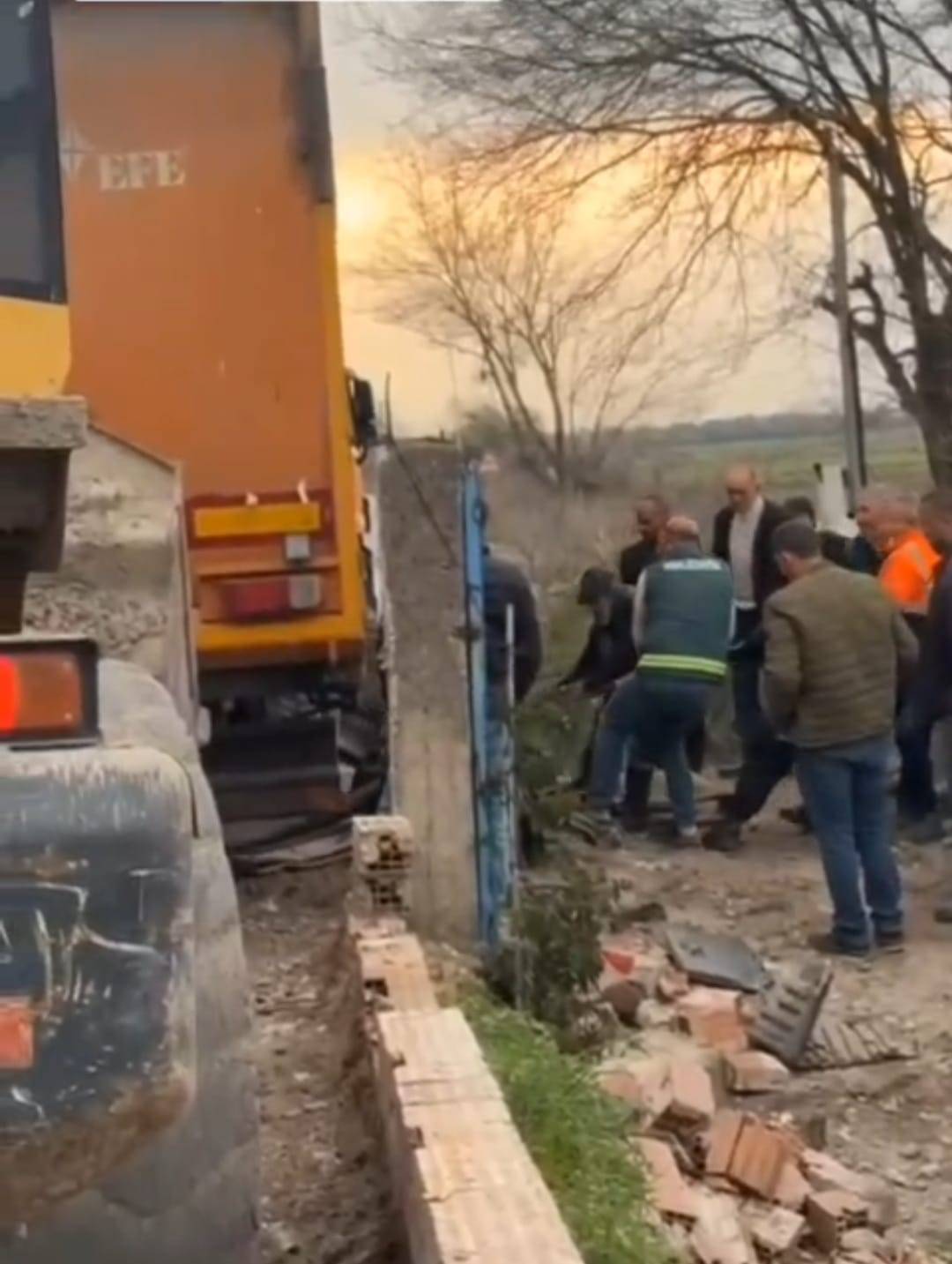 AK Partili Sebahattin Güzel’den İzmir Büyükşehir’e tepki!