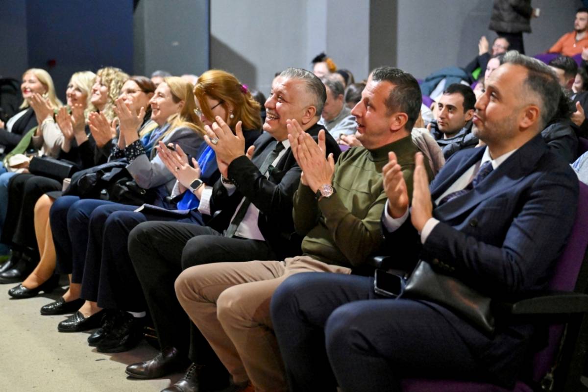 Aynı sofrada, aynı yürekte