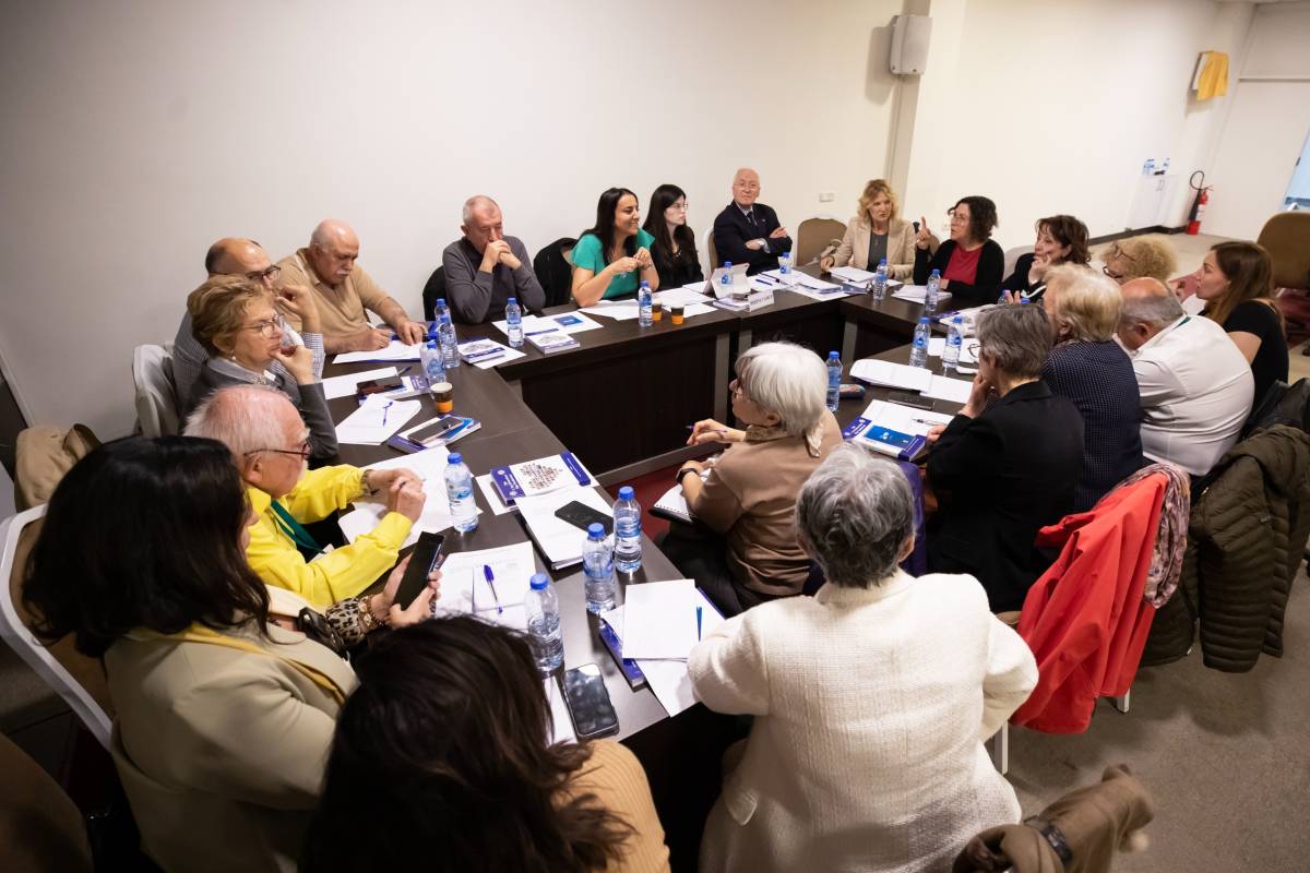 Narlıdere 3. Yaş Üniversitesi için harekete geçti